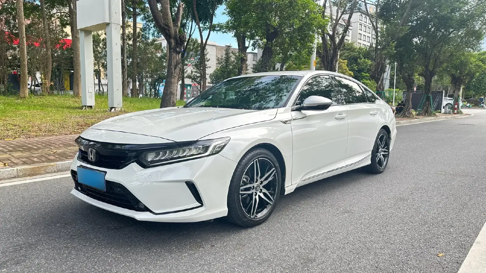 2022 Honda Inspire 1.5T 194HP L4 CVT