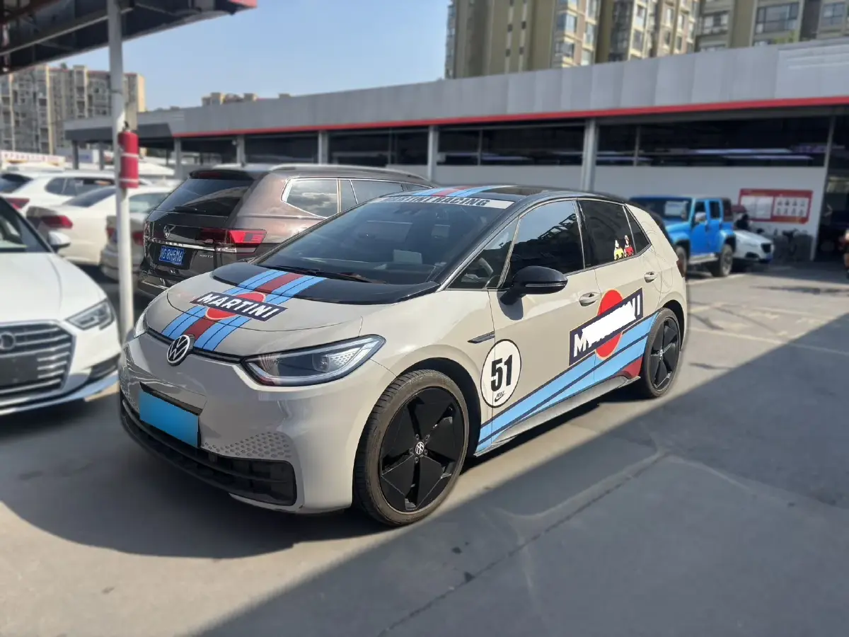 2023 Volkswagen ID.3 BEV 52.8KWH
