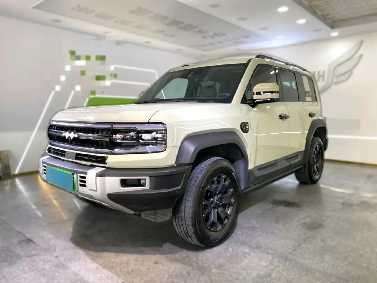 2023 FangChengBao Bao 5 1.5T 194HP L4 E-CVT PHEV 31.8KWH