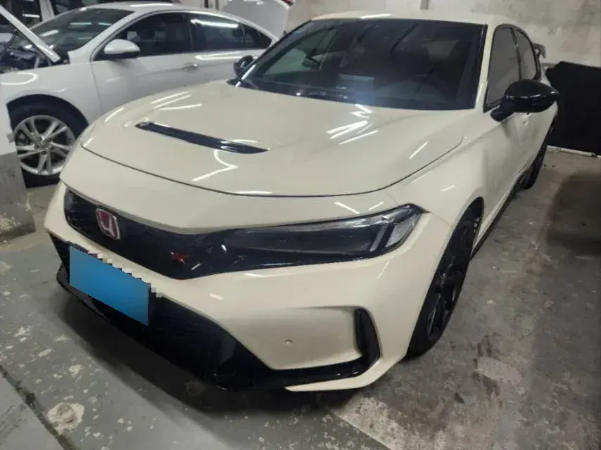 2023 Honda Civic 2.0T 300HP L4 6MT