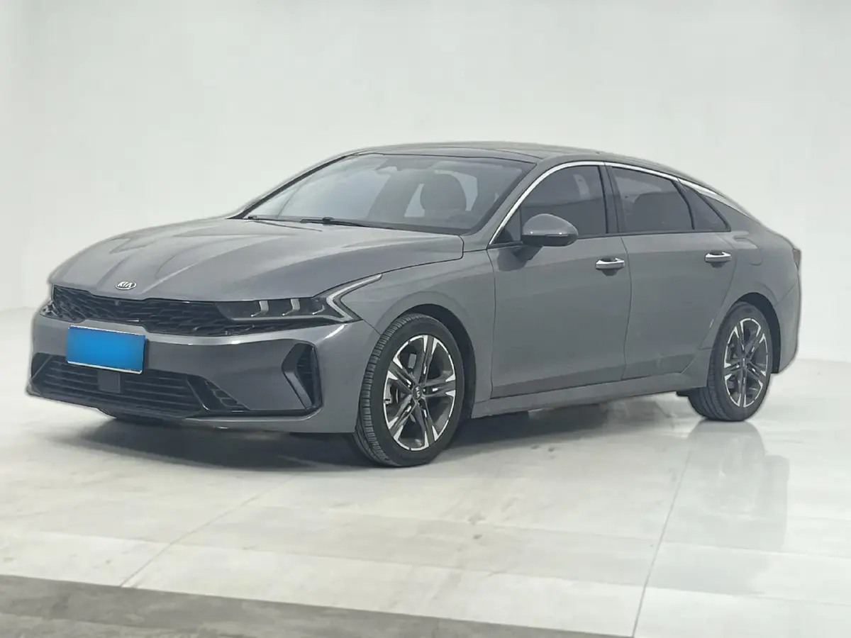 2020 Kia K5 2.0T 240HP L4 8AT