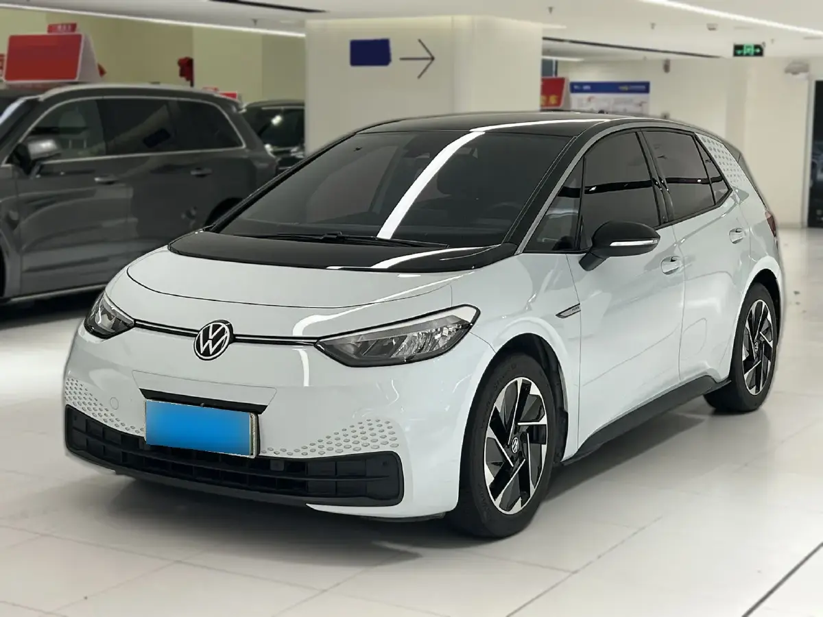 2023 Volkswagen ID.3 BEV 52.8KWH