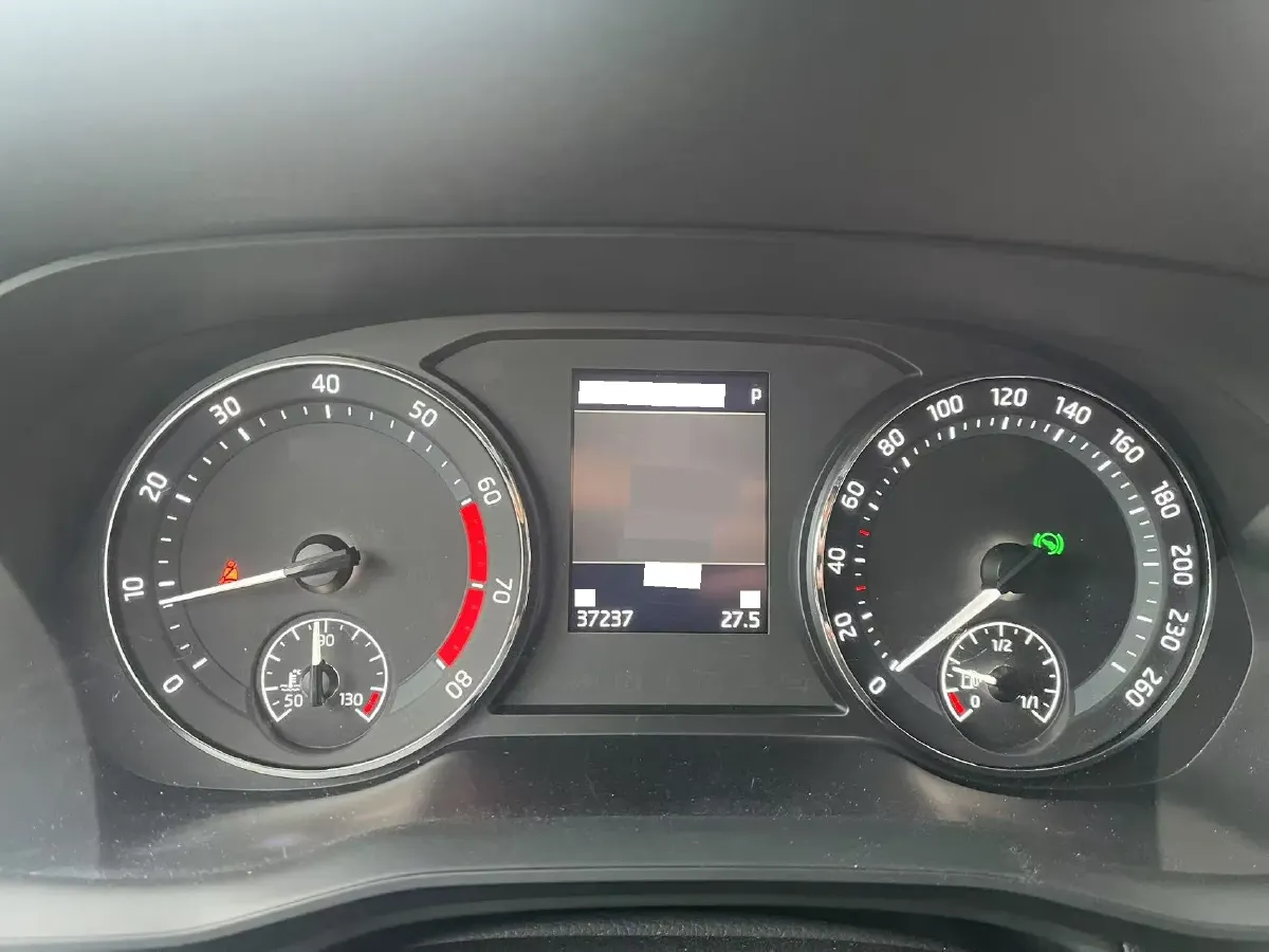 2022 Skoda Octavia 1.4T 150HP L4 7DCT,autocango,china used car exporter,china ev exporter,chinese used car exporter,chinese used ev exporter