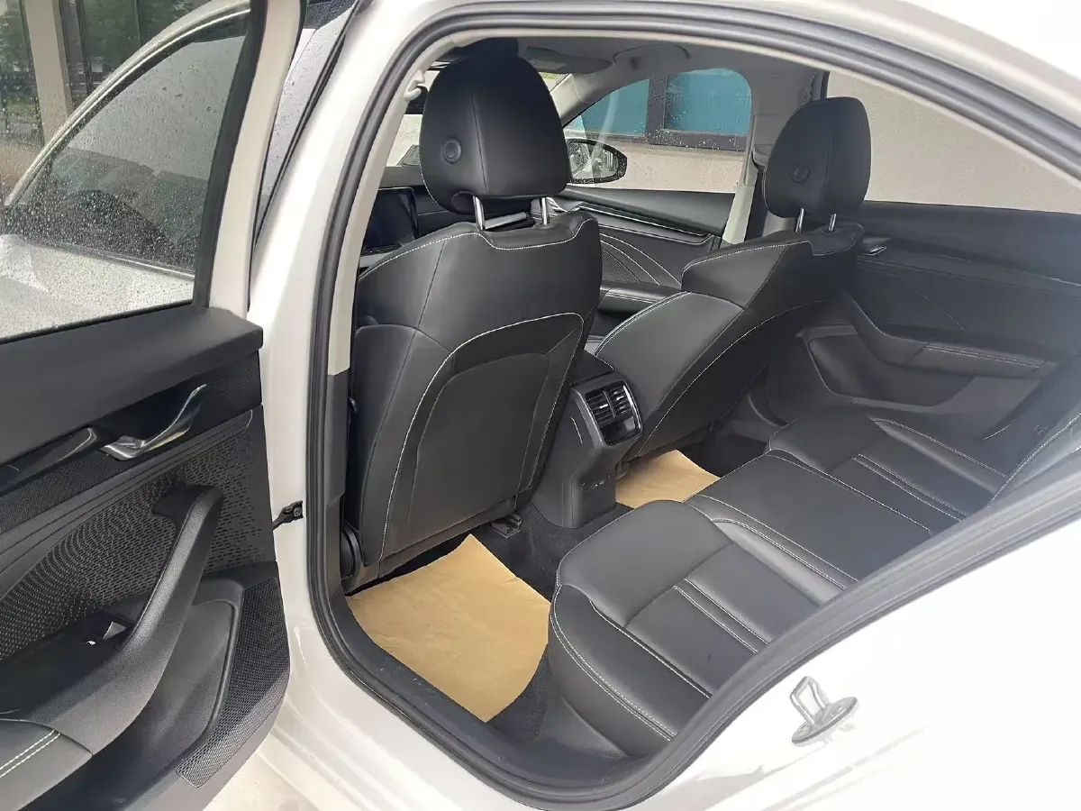 2022 Skoda Octavia 1.4T 150HP L4 7DCT,autocango,china used car exporter,china ev exporter,chinese used car exporter,chinese used ev exporter