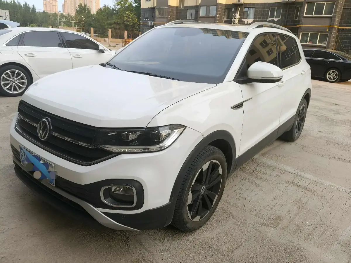 2021 Volkswagen Tacqua 1.2T 116HP L4 7DCT