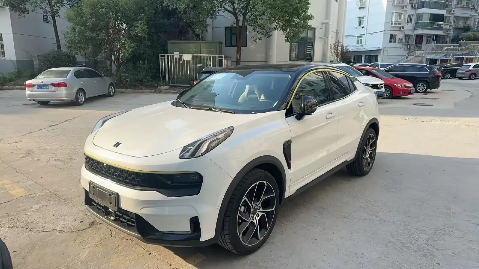 2022 LYNK&CO 05 2.0T 254HP L4 8AT