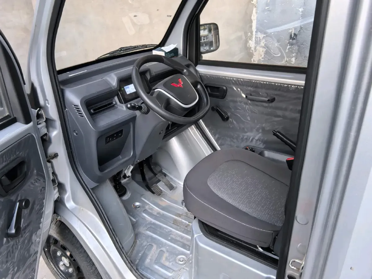 2023 WuLing E10 BEV 9KWH,autocango,china used car exporter,china ev exporter,chinese used car exporter,chinese used ev exporter