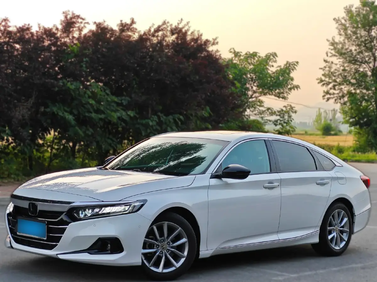 2022 Honda Accord 1.5T 194HP L4 CVT