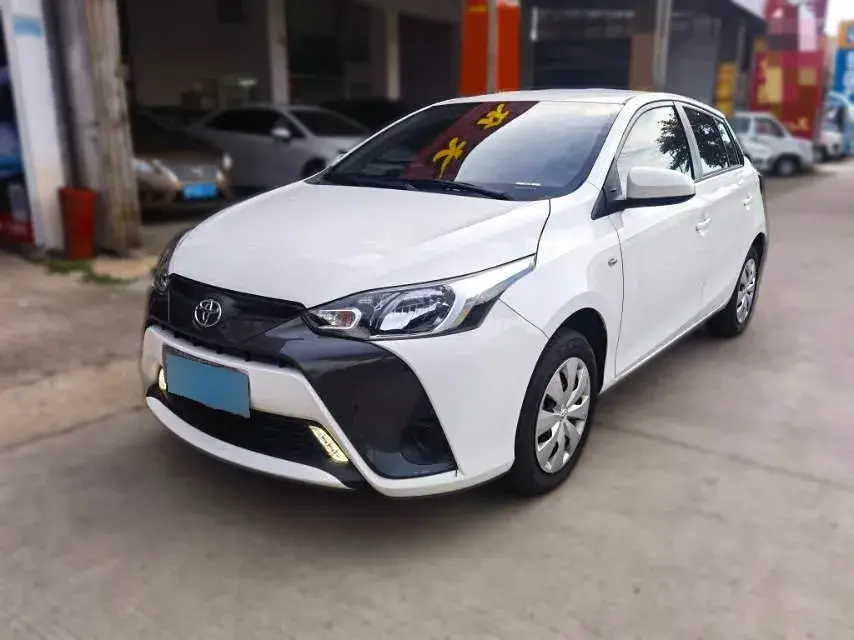 2022 Toyota Yaris L 1.5L 112HP L4 CVT