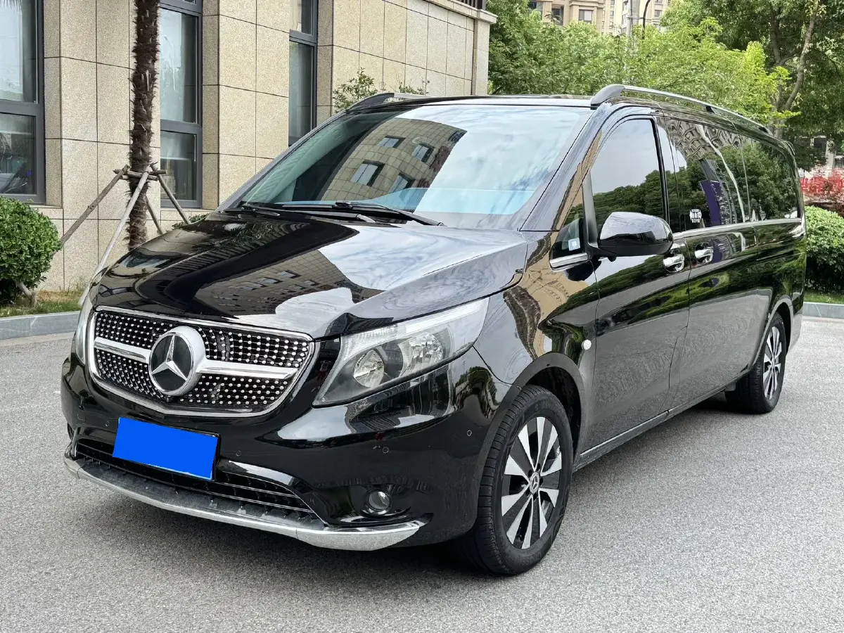 2021 Mercedes-Benz Vito 2.0T 211HP L4 9AT
