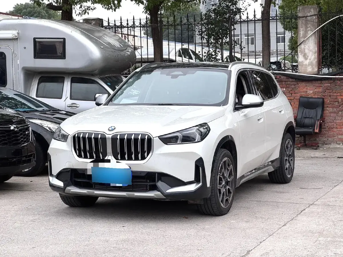 2023 BMW X1 2.0T 204HP L4 7DCT