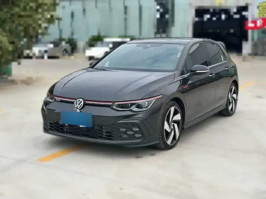 2023 Volkswagen GolfGTI 2.0T 220HP L4 7DCT