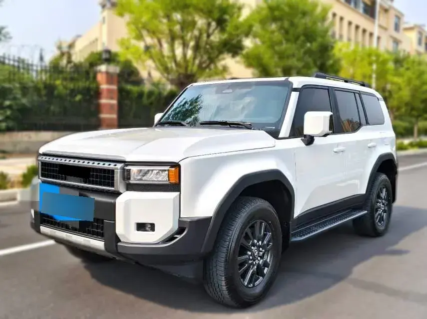 2024 Toyota Land Cruiser Prado 2.4T 282HP L4 8AT Hybrid