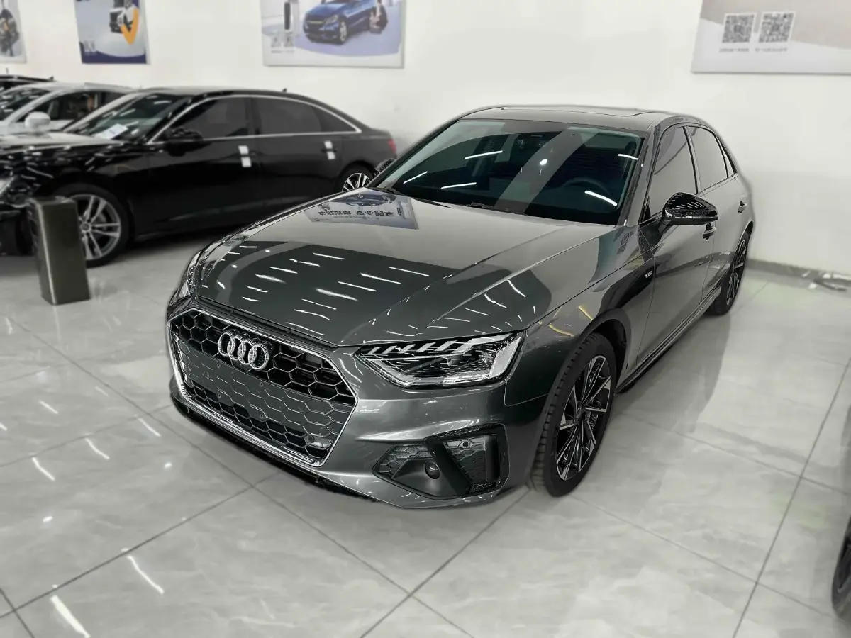 2023 Audi A4L 2.0T 190HP L4 7DCT