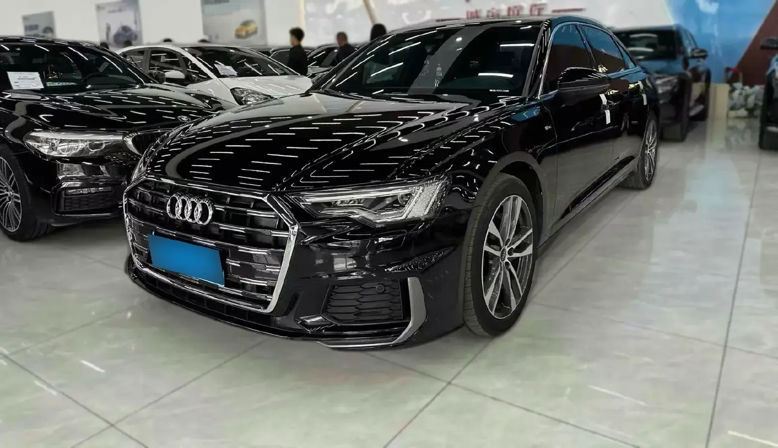 2022 Audi A6L 2.0T 190HP L4 7DCT