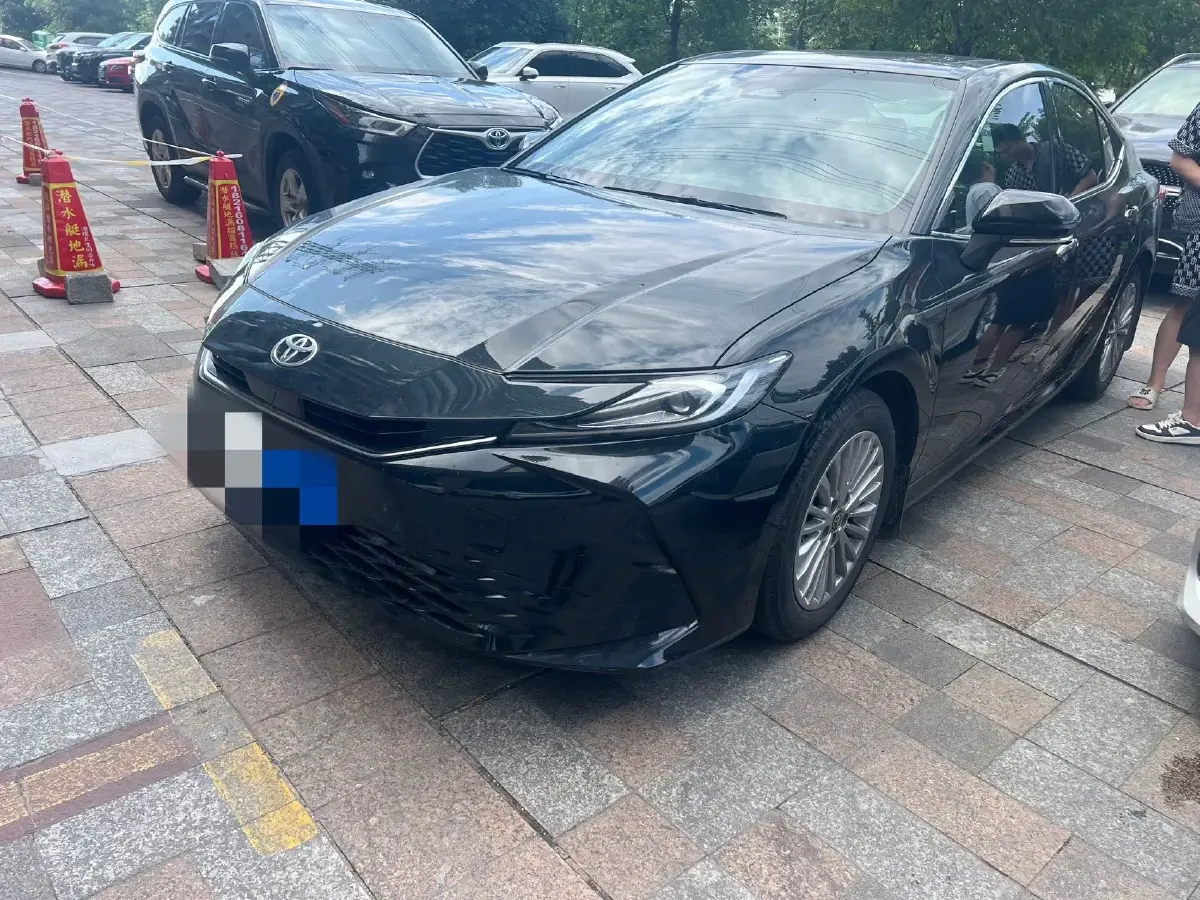 2024 Toyota Camry 2.0L 173HP L4 CVT