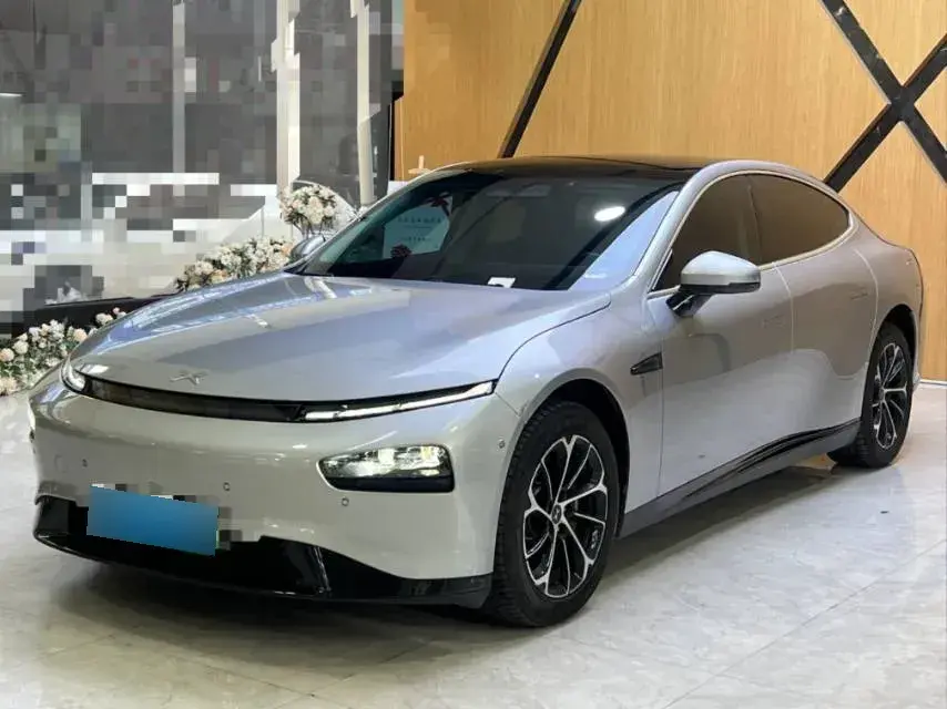 2022 Xpeng P7 BEV 77.9KWH