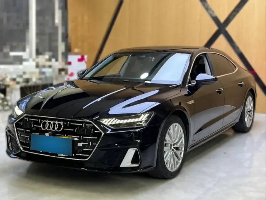 2024 Audi A7L 2.0T 245HP L4 7DCT