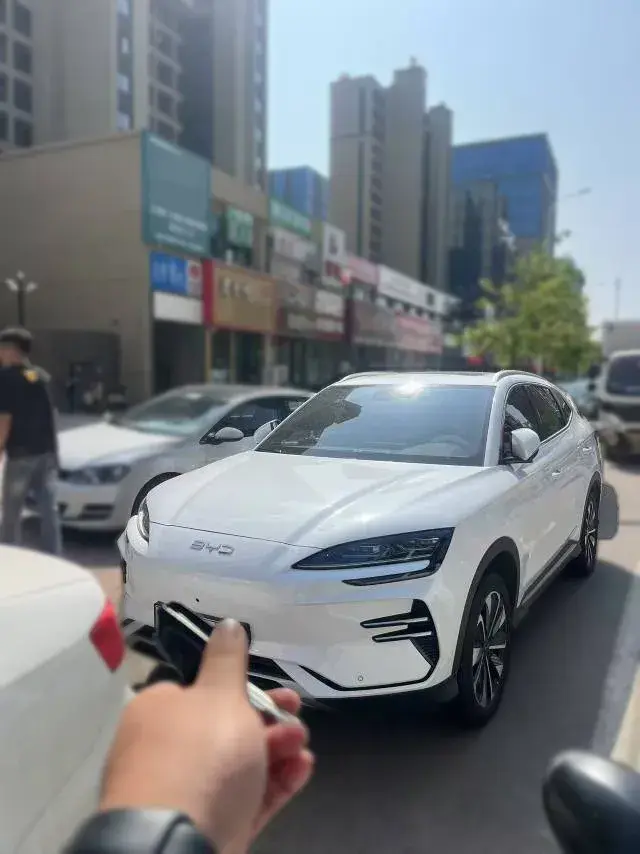 2025 BYD Song Plus BEV 71.8KWH