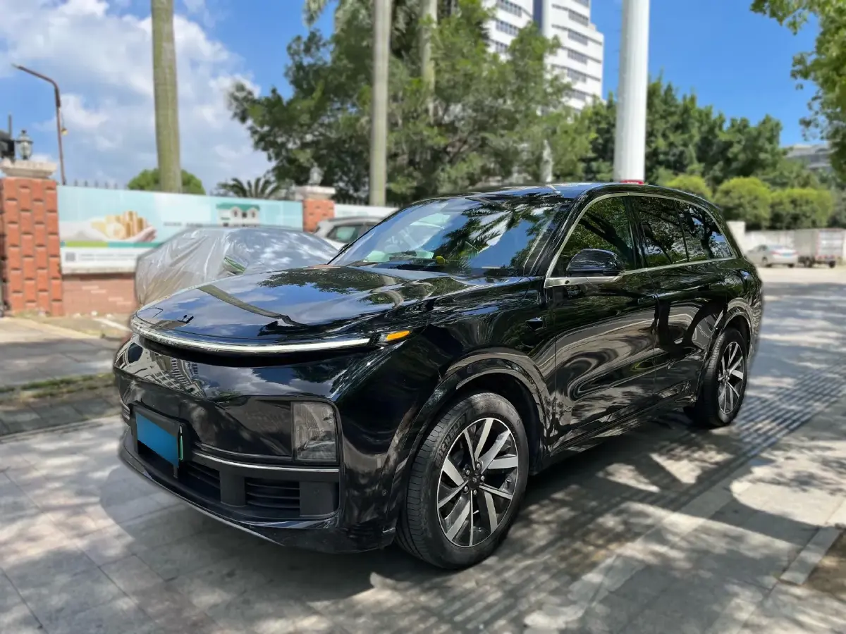 2023 Li L8 Range Extended 154HP REEV 40.9KWH