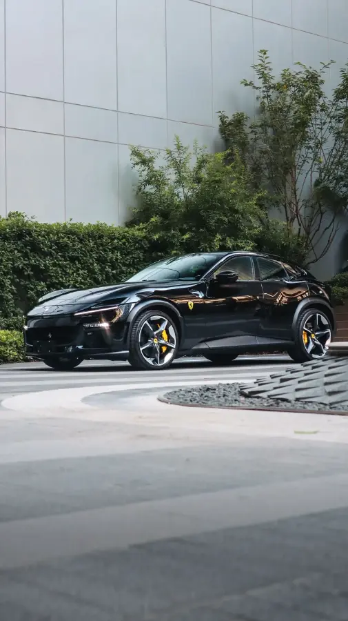 2023 Ferrari Purosangue 6.5L 725HP V12 8DCT