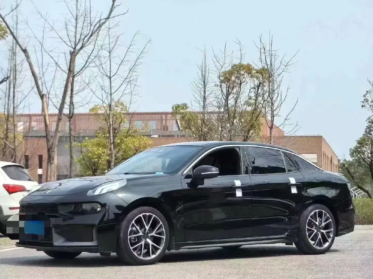 2022 LYNK&CO 03 2.0T 190HP L4 7DCT