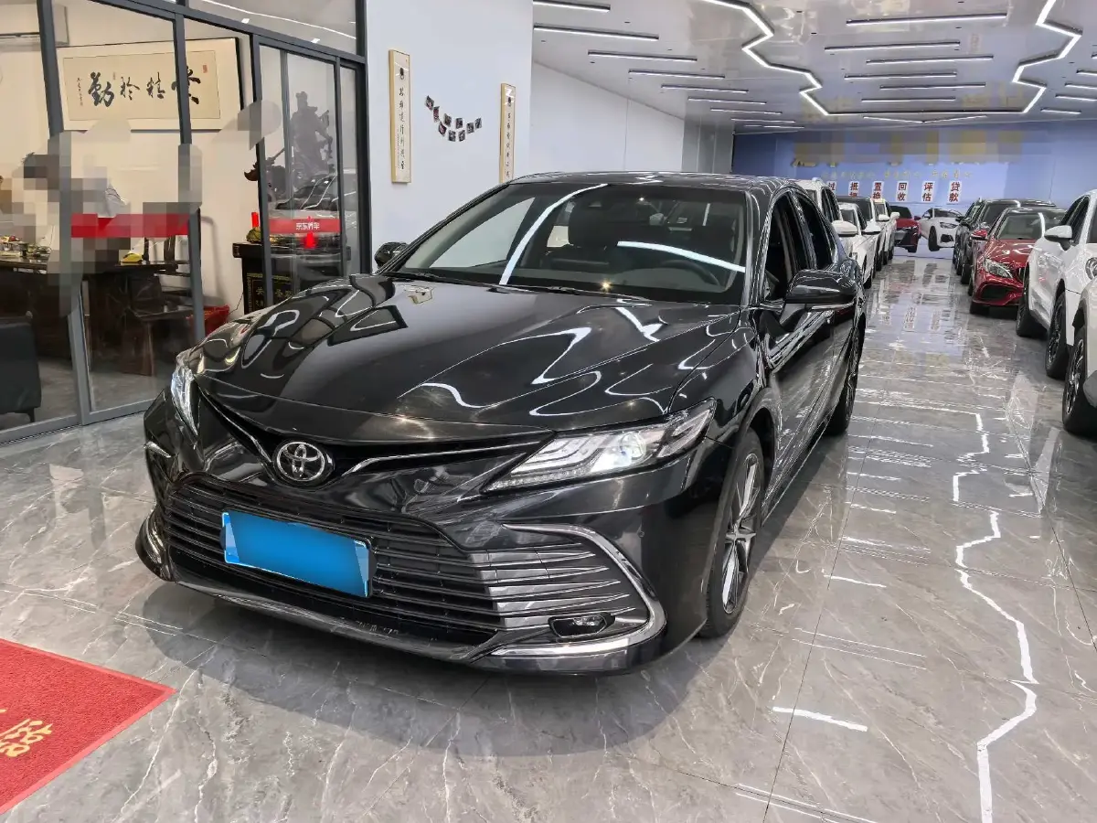 2021 Toyota Camry 2.5L 209HP L4 8AT