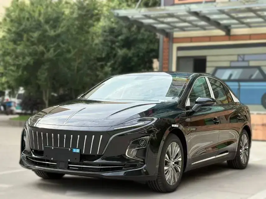 2024 HongQi E-QM5 BEV 60KWH