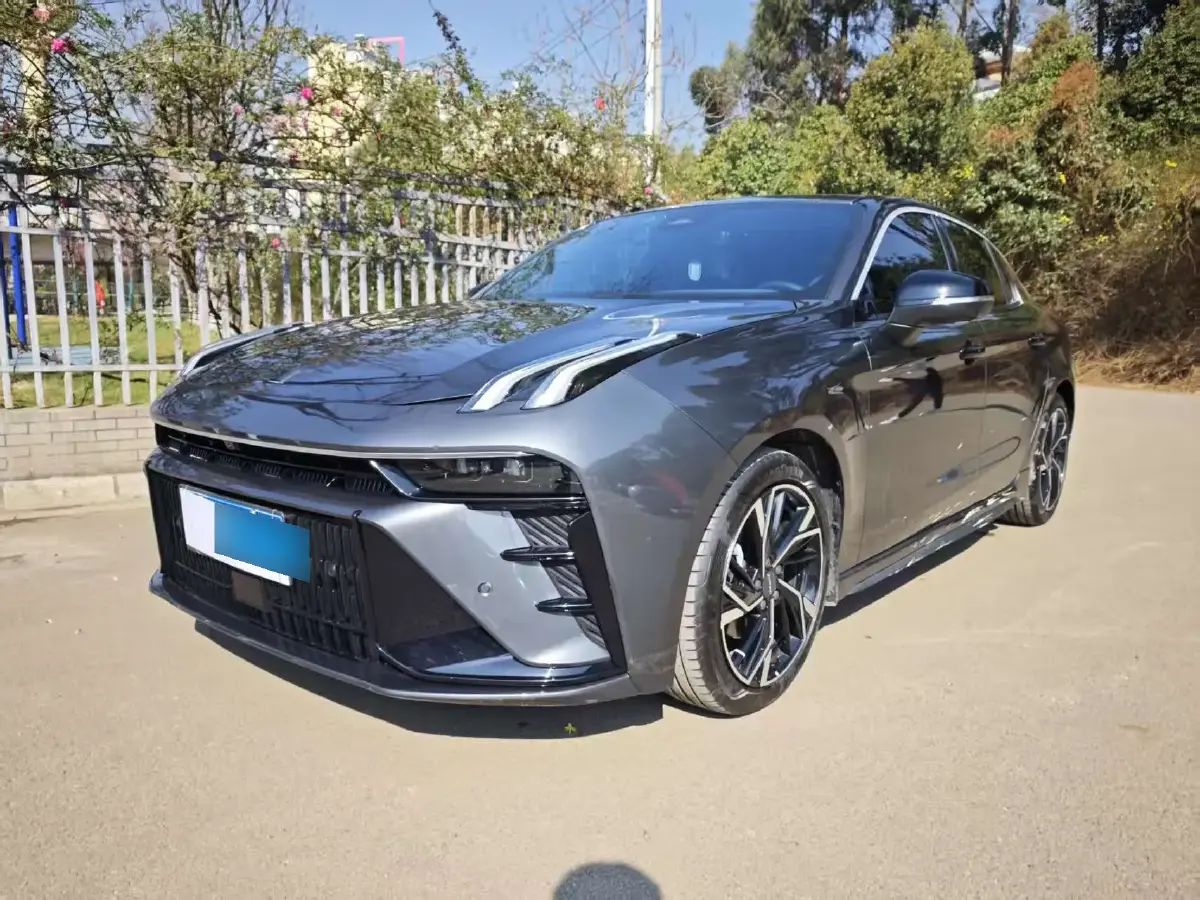 2023 LYNK&CO 03 1.5T 181HP L4 7DCT