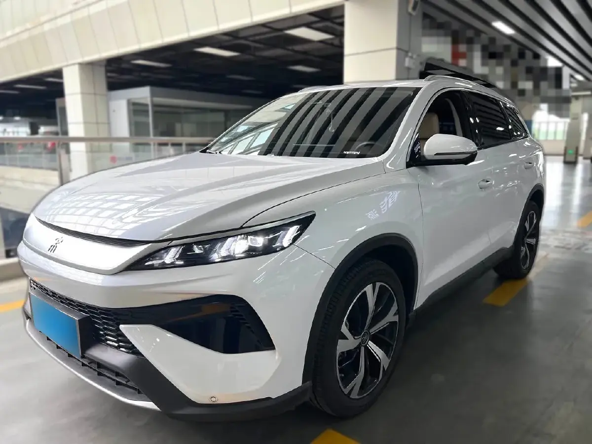 2025 BYD Song Pro 1.5L 101HP L4 E-CVT PHEV 18.3KWH