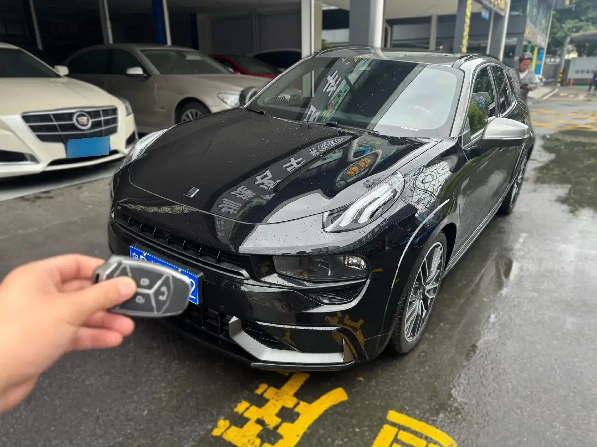 2021 LYNK&CO 02 Hatchback 2.0T 254HP L4 8AT