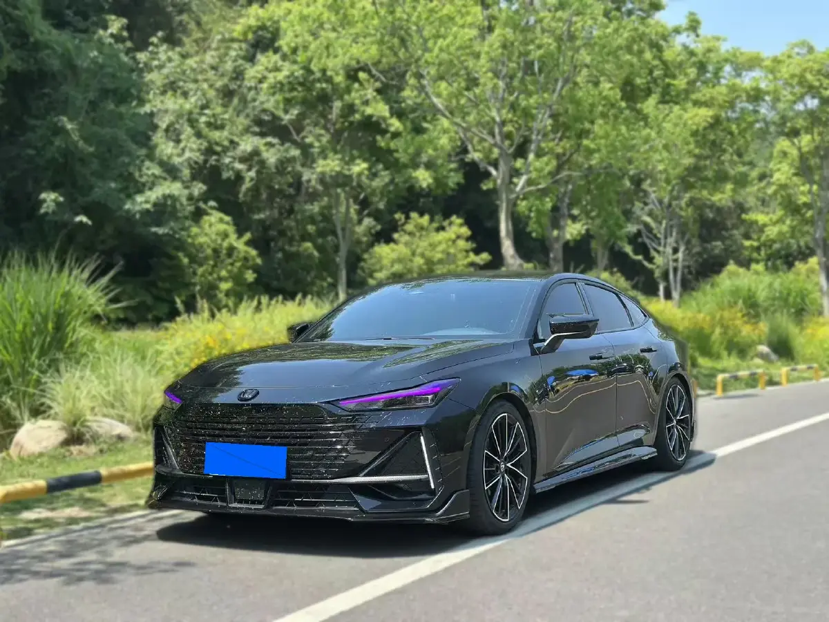 2023 ChangAn UNI-V 1.5T 188HP L4 7DCT