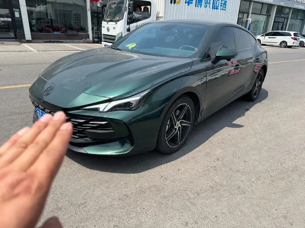 2023 MG 7 1.5T 188HP L4 7DCT