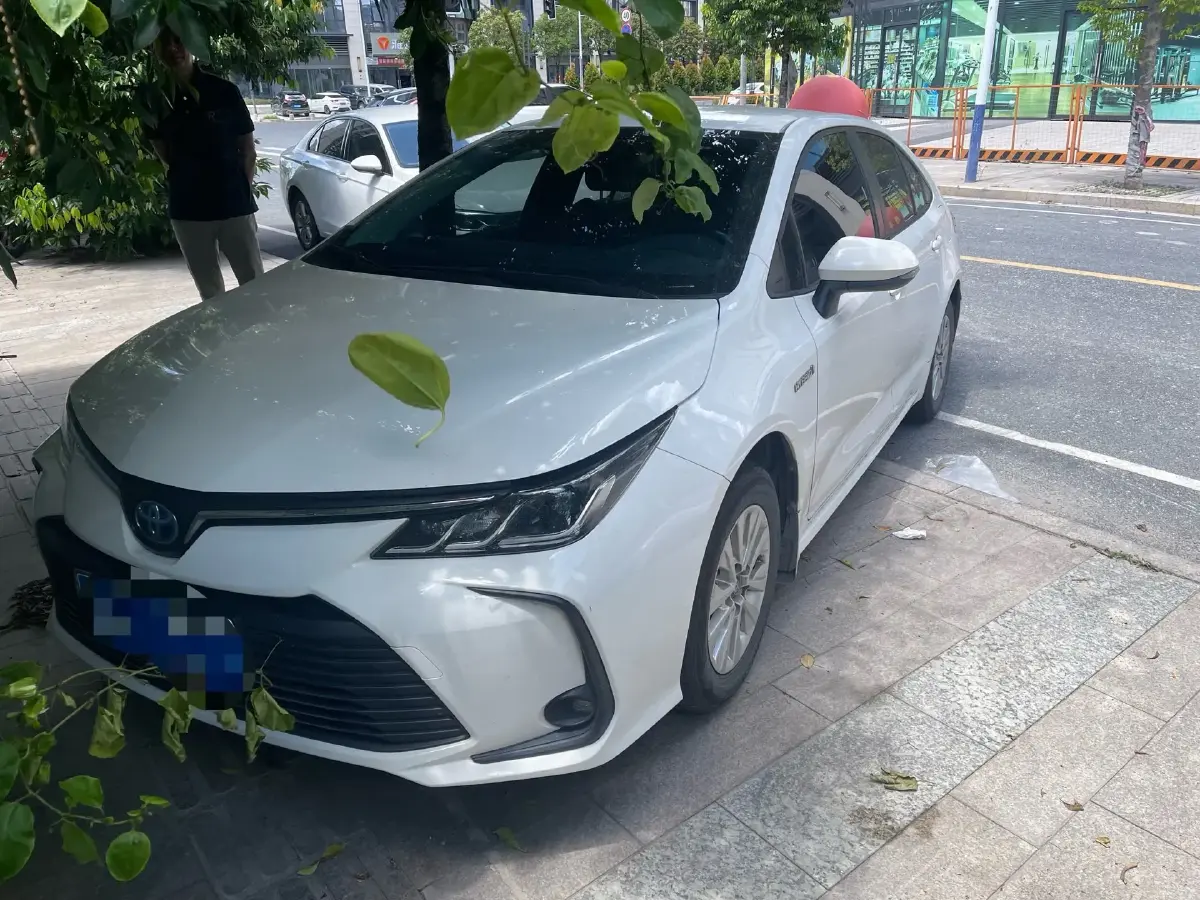 2022 Toyota Corolla 1.8L 98HP L4 E-CVT Hybrid