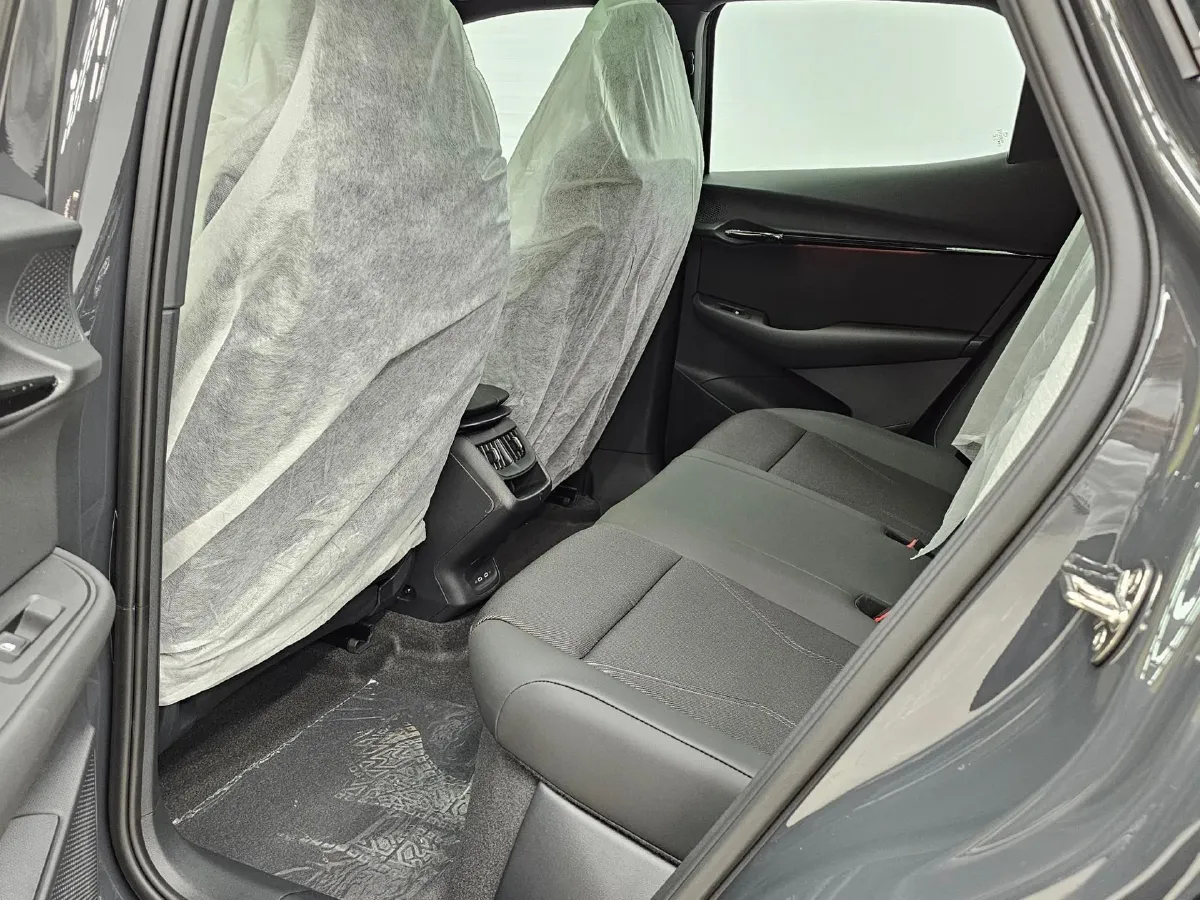 2024 Volkswagen ID.UNYX 06 BEV 80.2KWH,autocango,china used car exporter,china ev exporter,chinese used car exporter,chinese used ev exporter