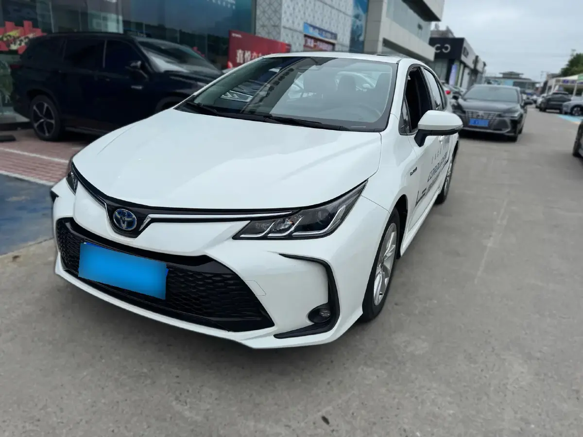 2023 Toyota Corolla 1.8L 98HP L4 E-CVT Hybrid