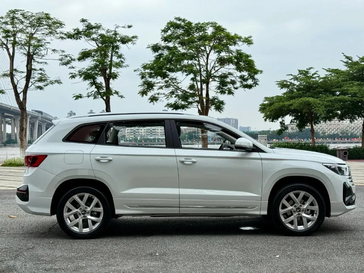 2024 Jetta VS5 1.4T 150HP L4 5MT,autocango,china used car exporter,china ev exporter,chinese used car exporter,chinese used ev exporter