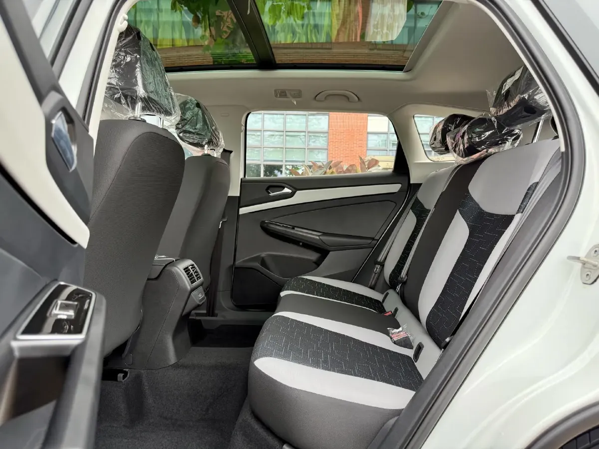 2024 Jetta VS5 1.4T 150HP L4 5MT,autocango,china used car exporter,china ev exporter,chinese used car exporter,chinese used ev exporter