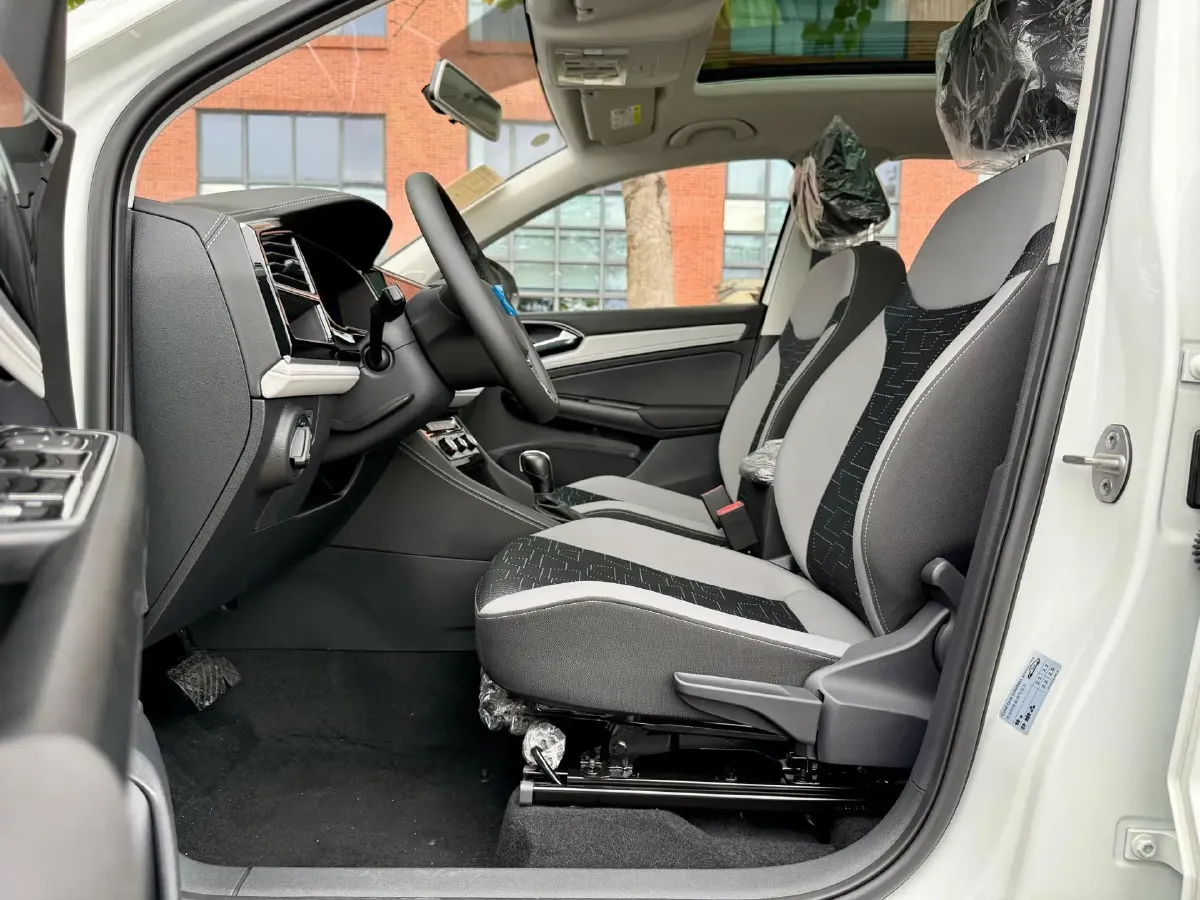 2024 Jetta VS5 1.4T 150HP L4 5MT,autocango,china used car exporter,china ev exporter,chinese used car exporter,chinese used ev exporter