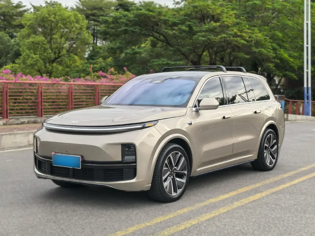 2023 Li L8 Range Extended 154HP REEV 40.9KWH