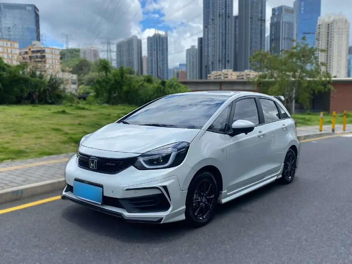 2024 Honda Fit 1.5L 124HP L4 CVT