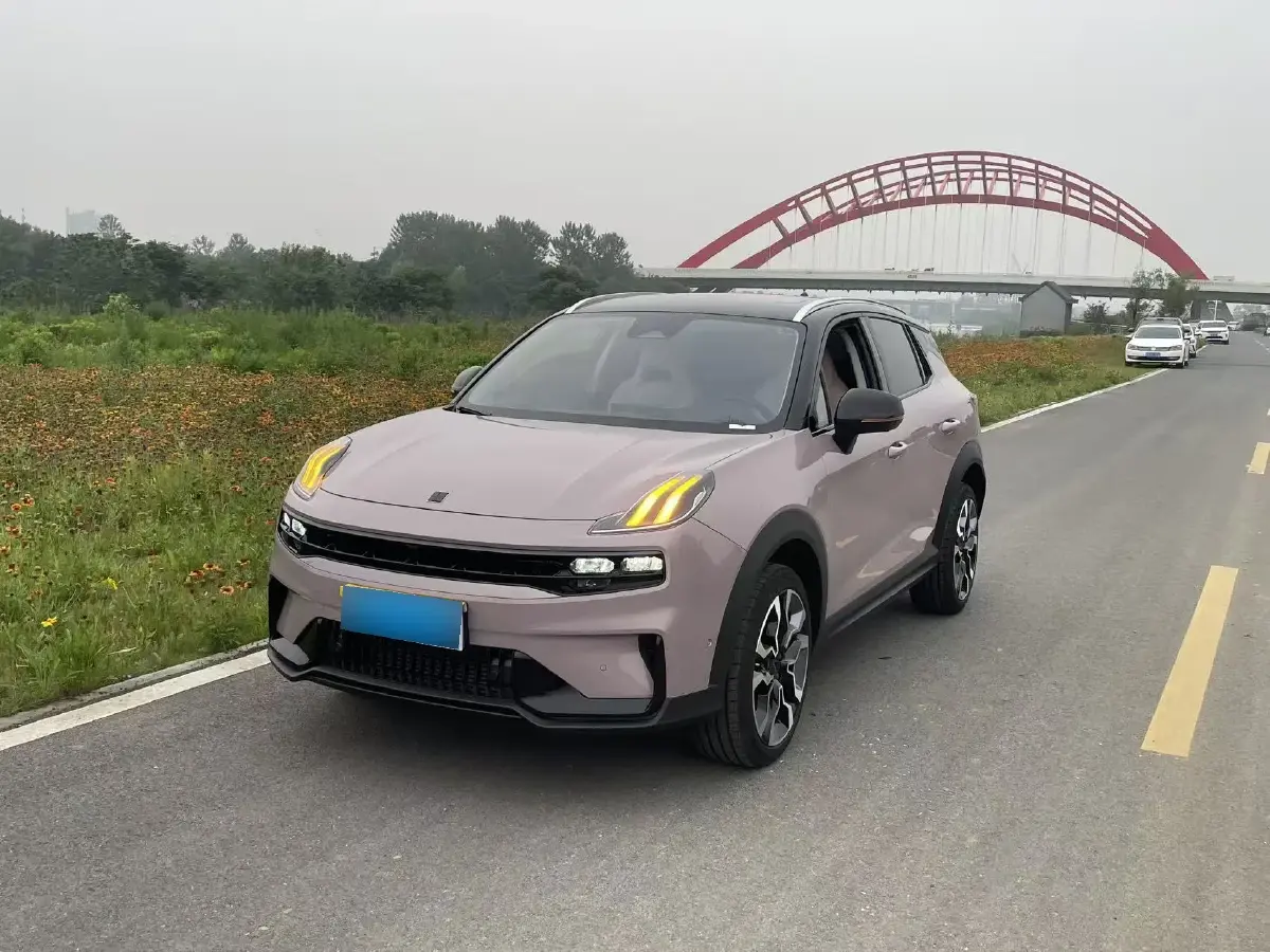 2023 LYNK&CO 06 1.5T 181HP L4 7DCT