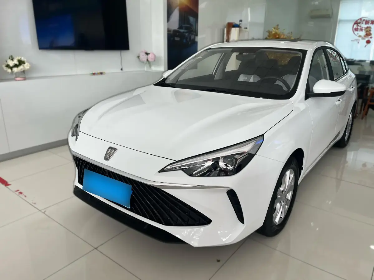 2023 Roewe i5 1.5L 129HP L4 CVT
