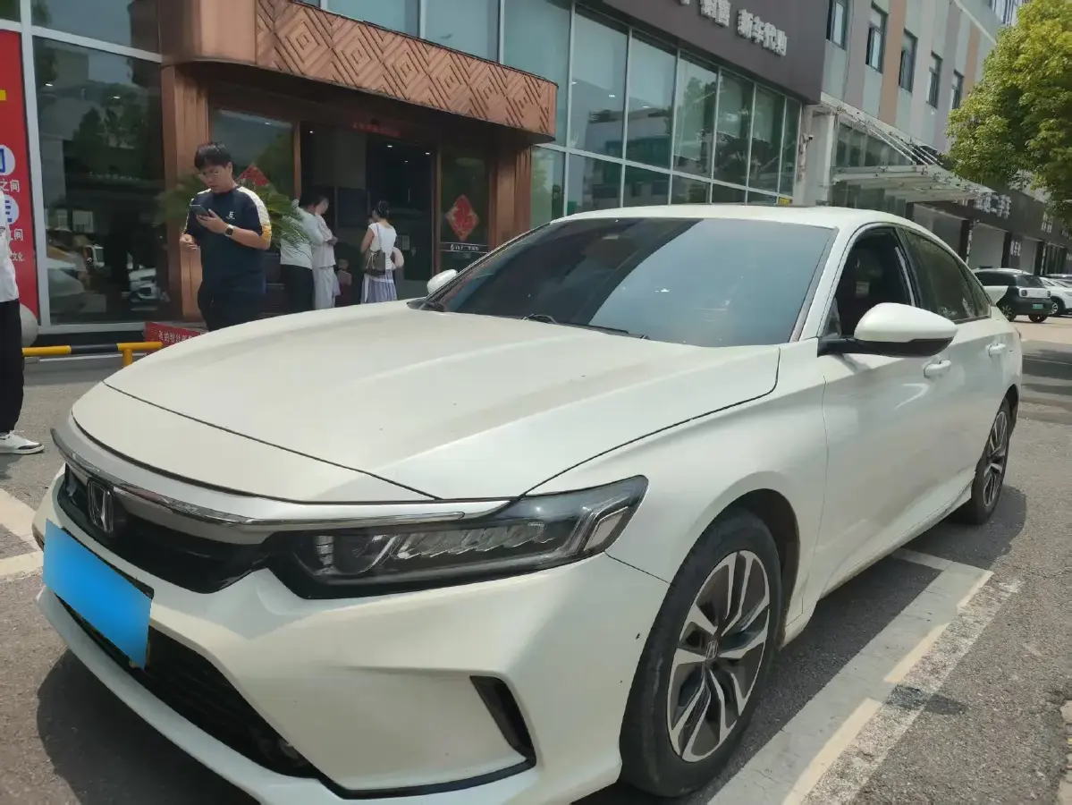 2022 Honda Inspire 2.0L 146HP L4 E-CVT Hybrid