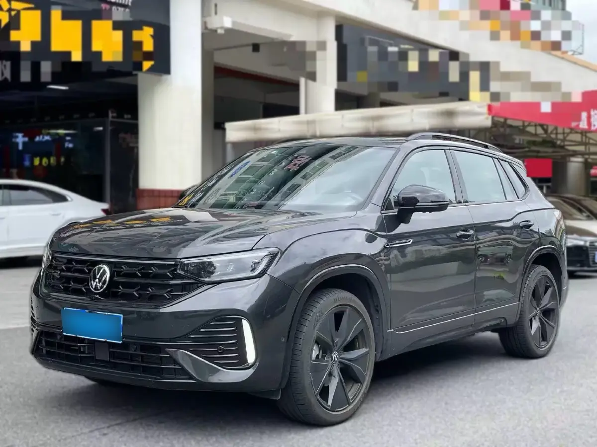 2024 Volkswagen Tayron 2.0T 220HP L4 7DCT