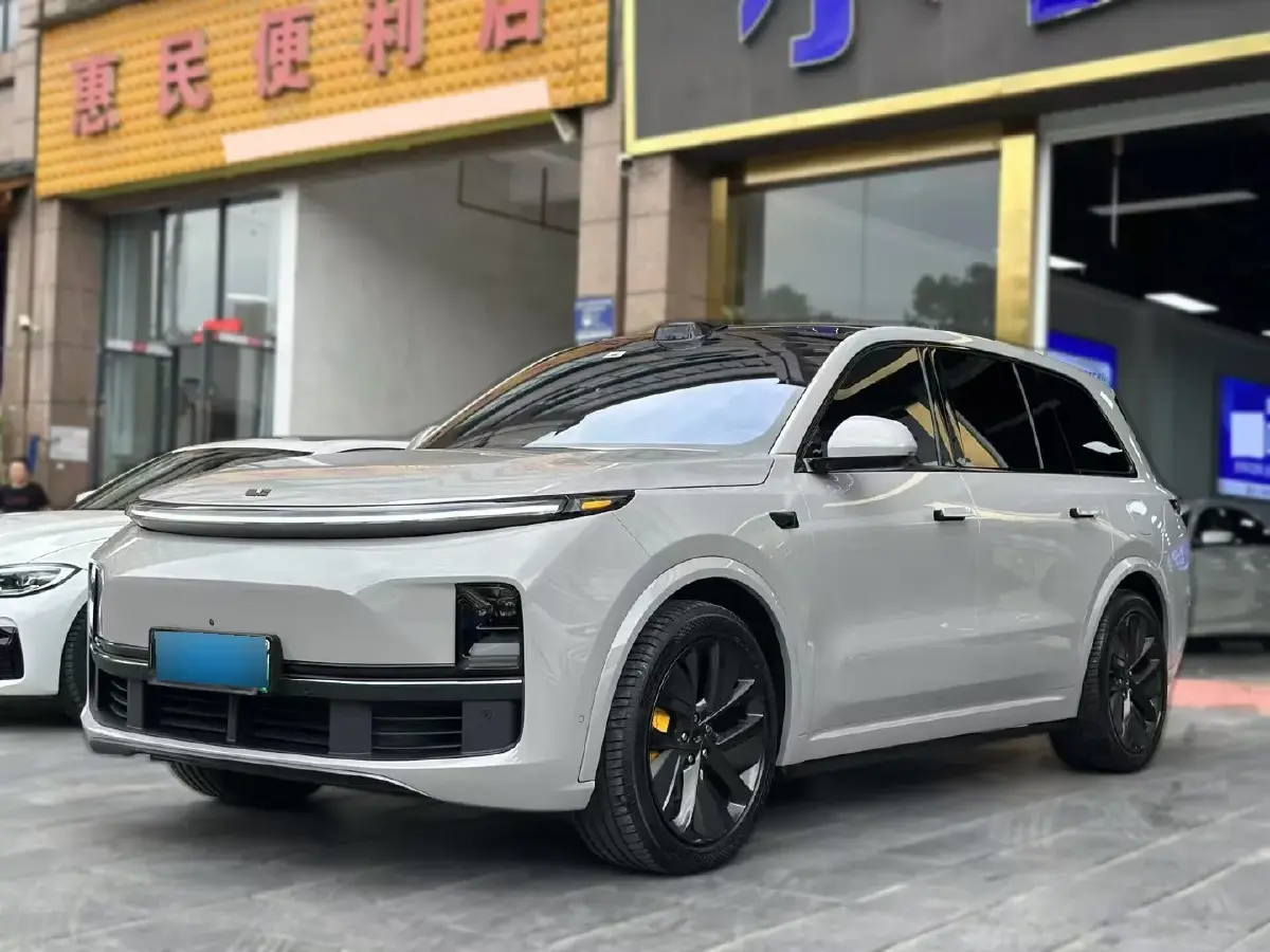 2022 Li L9 Range Extended 154HP REEV 42.6KWH