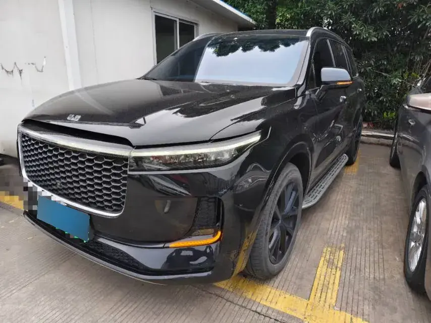 2021 Li ONE Range Extended 131HP REEV 40.5KWH