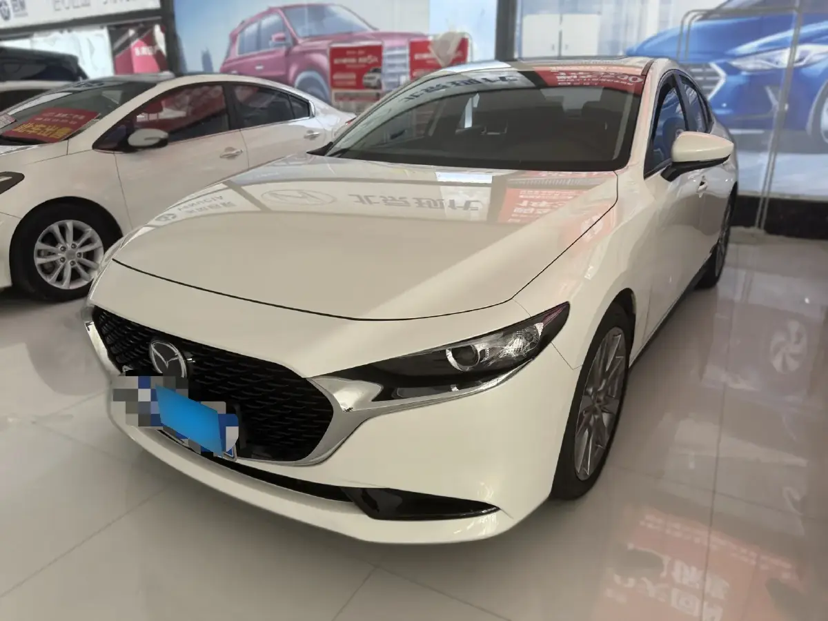 2022 Mazda 3 Axela 2.0L 158HP L4 6AT