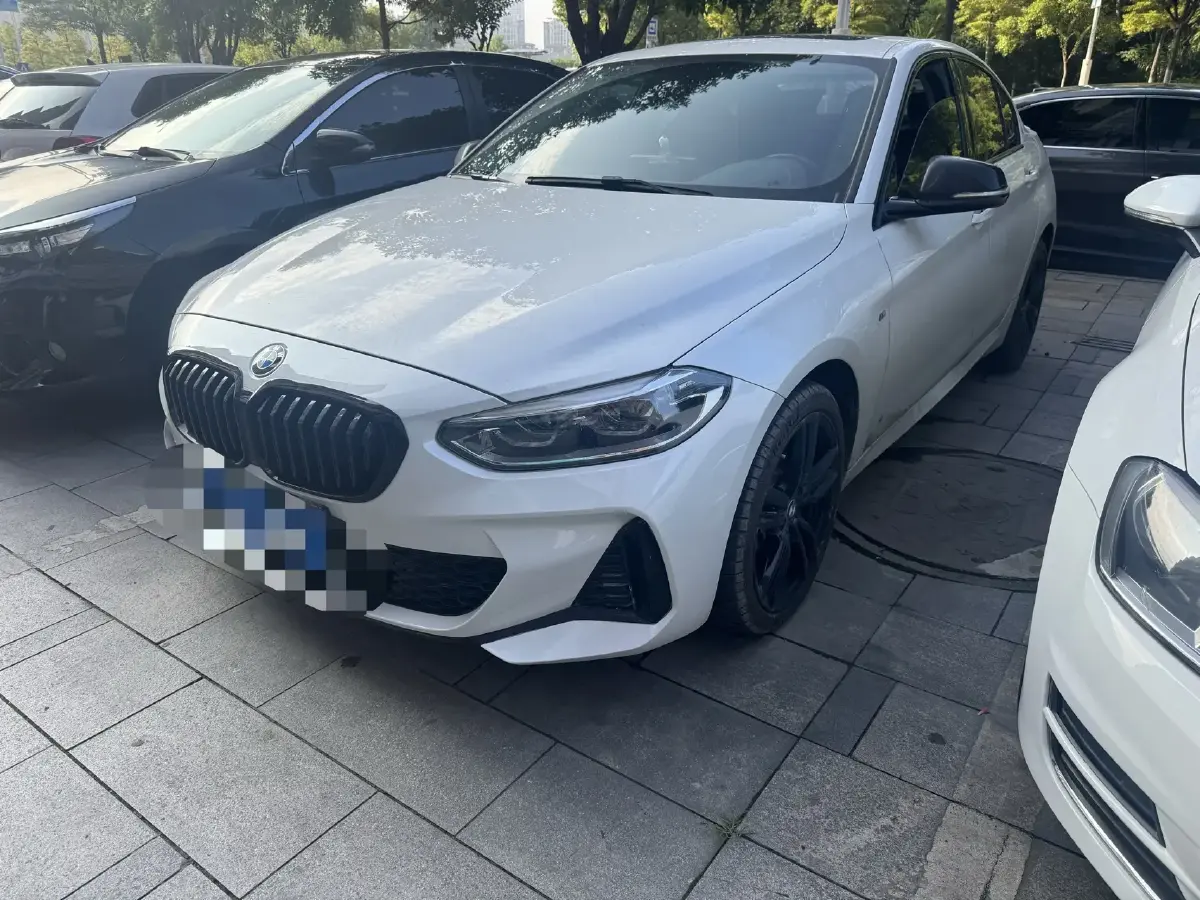 2023 BMW 1 Series 2.0T 178HP L4 7DCT