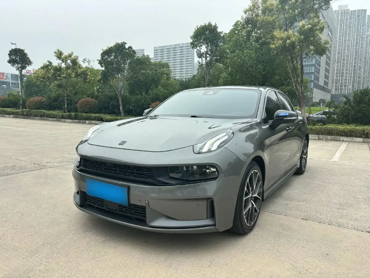2022 LYNK&CO 03 2.0T 190HP L4 7DCT